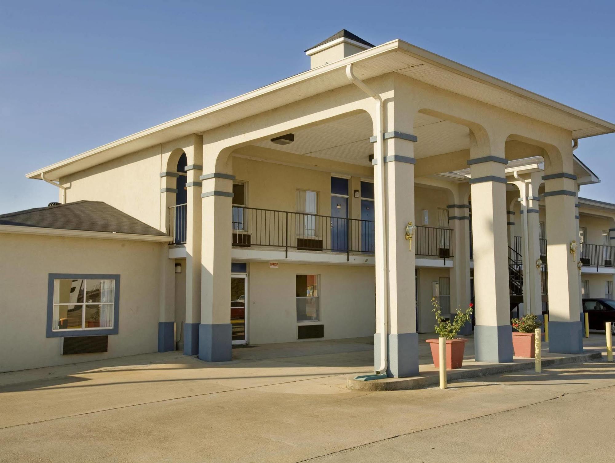 Americas Best Value Inn - Monroeville Exteriör bild