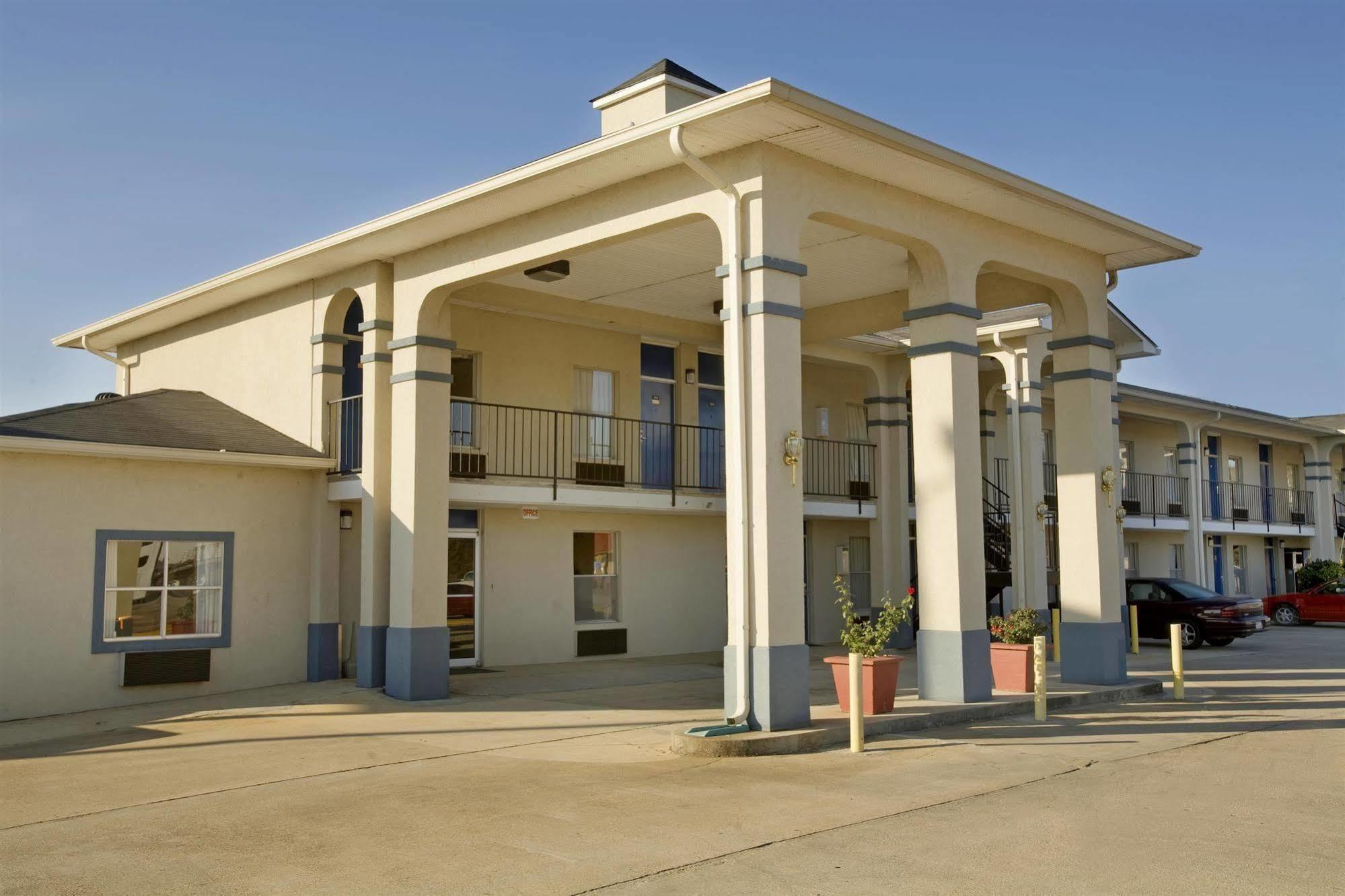 Americas Best Value Inn - Monroeville Exteriör bild